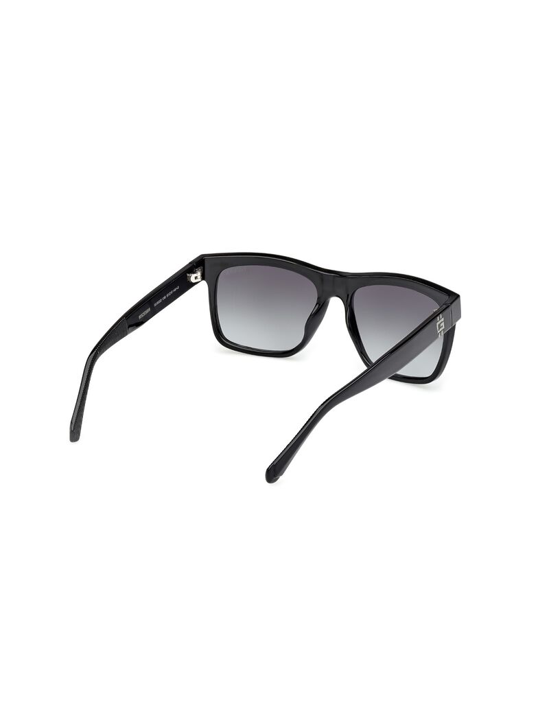 Square full rim sunglasses