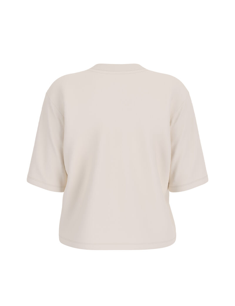 Front logo t-shirt