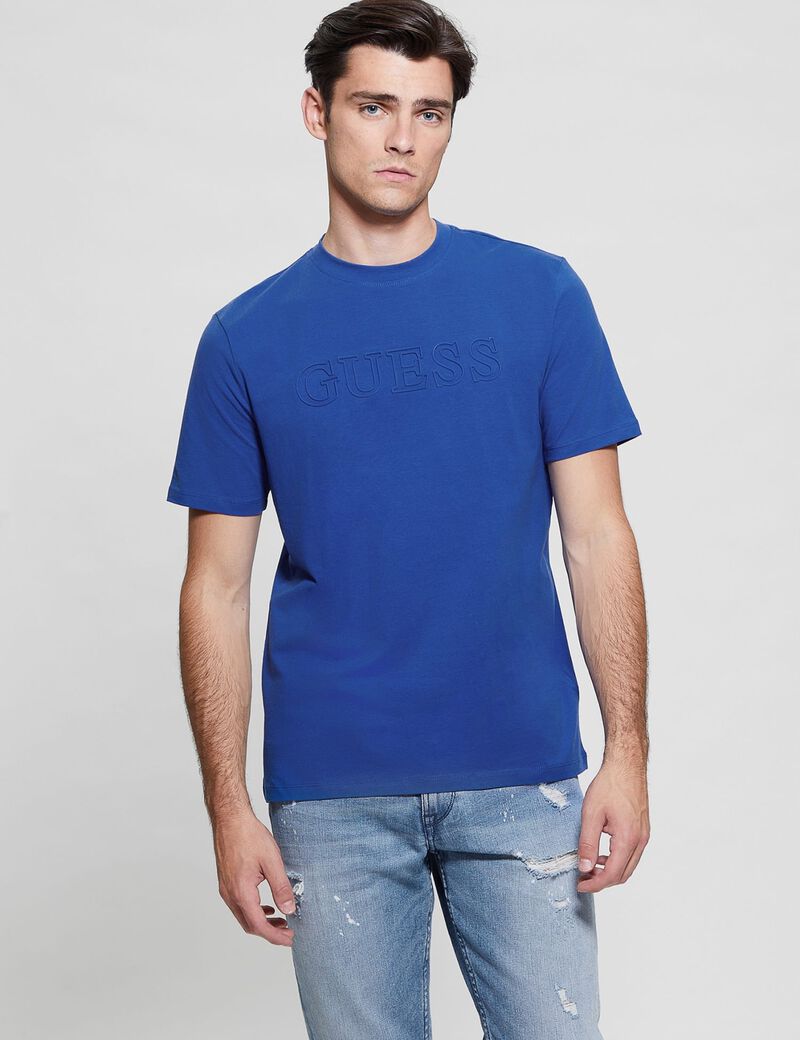 تي شيرت بشعار أمامي