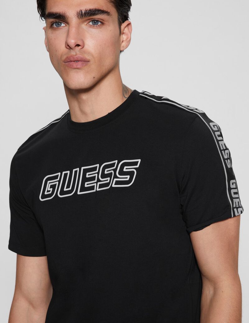 Front logo stretch t-shirt