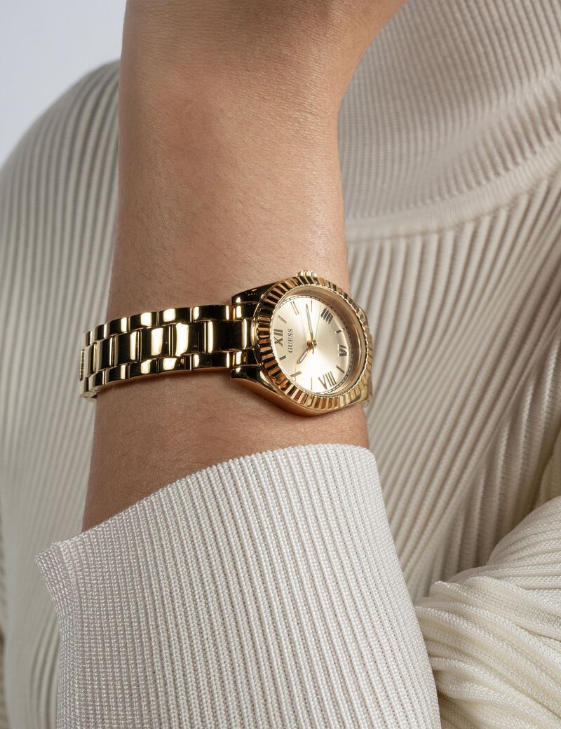 Stainless steel analogue watch