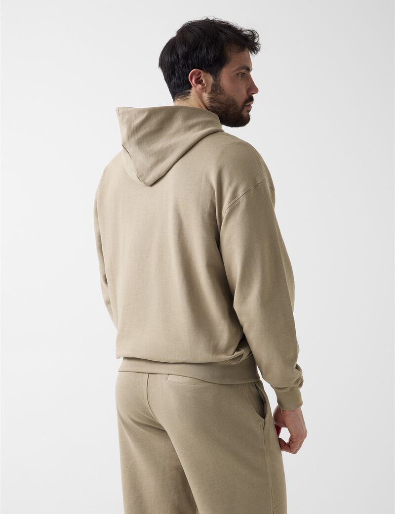 Front logo hoodie sweatshirt