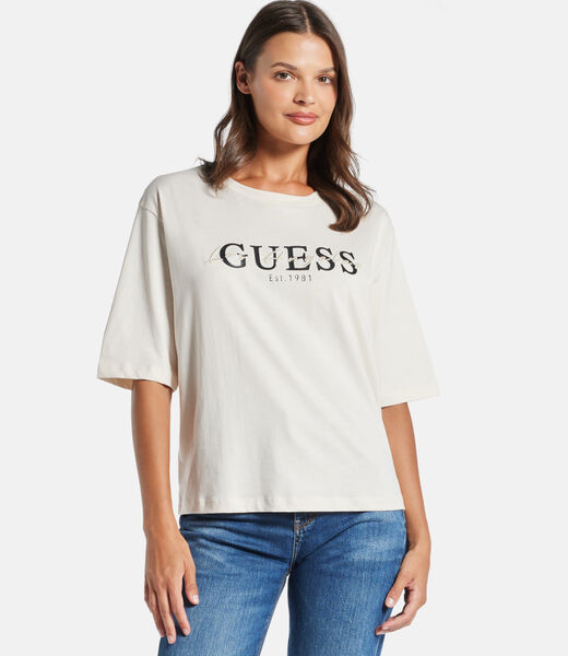 تي شيرت بوكسي بشعار الماركة تي شيرت بوكسي بشعار الماركة