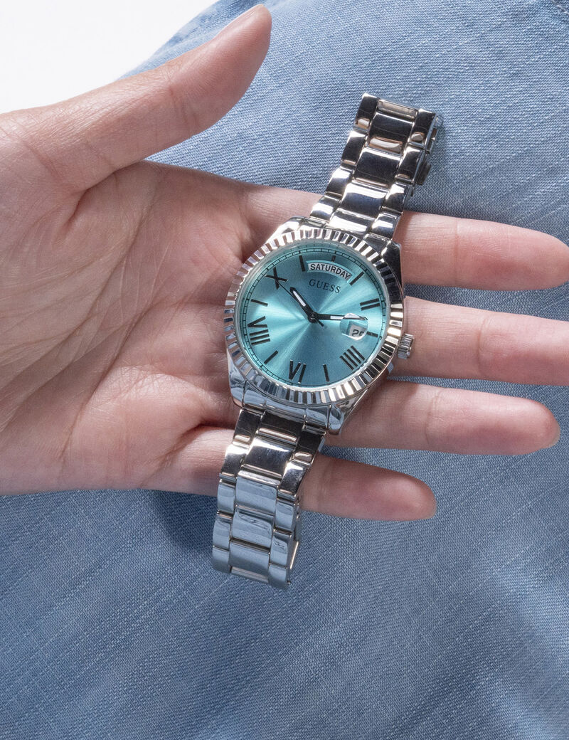 Connoisseur Analog Watch