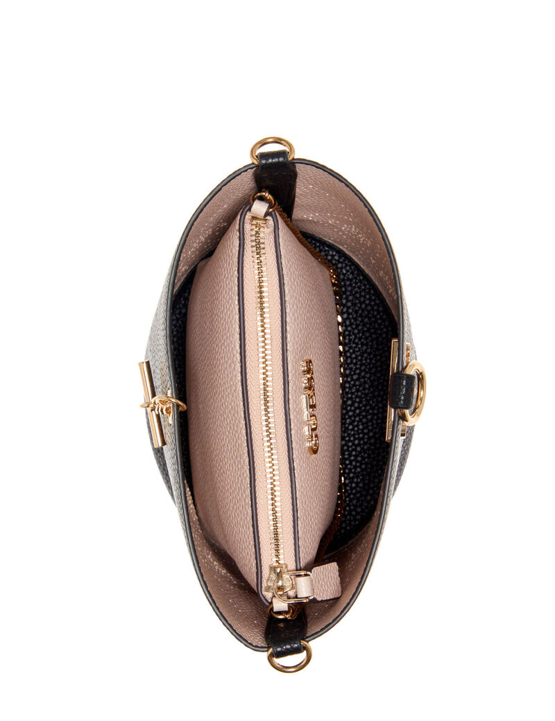 حقيبة باكيت