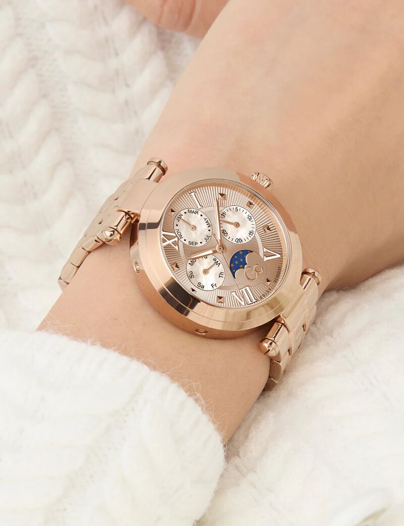 Gc TopChic rose gold metal watch