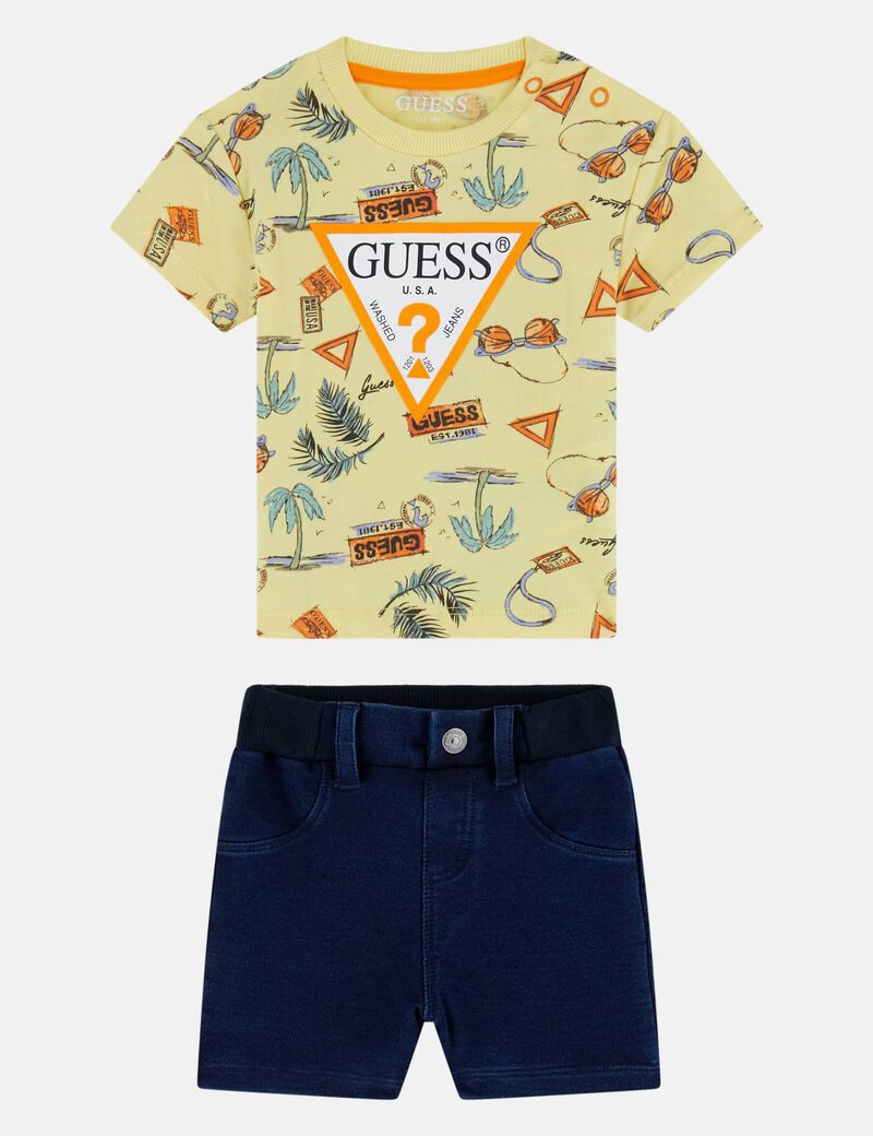 T-shirt and denim pant set