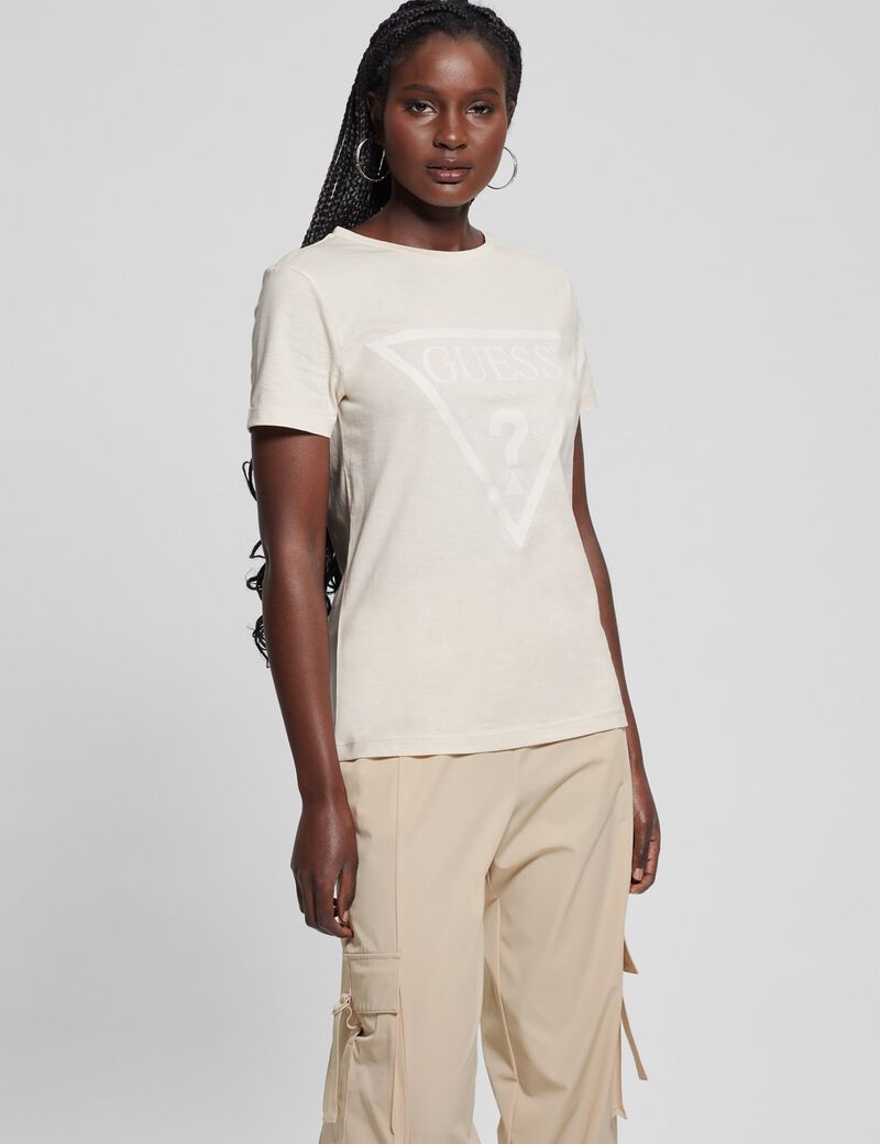 Front logo t-shirt