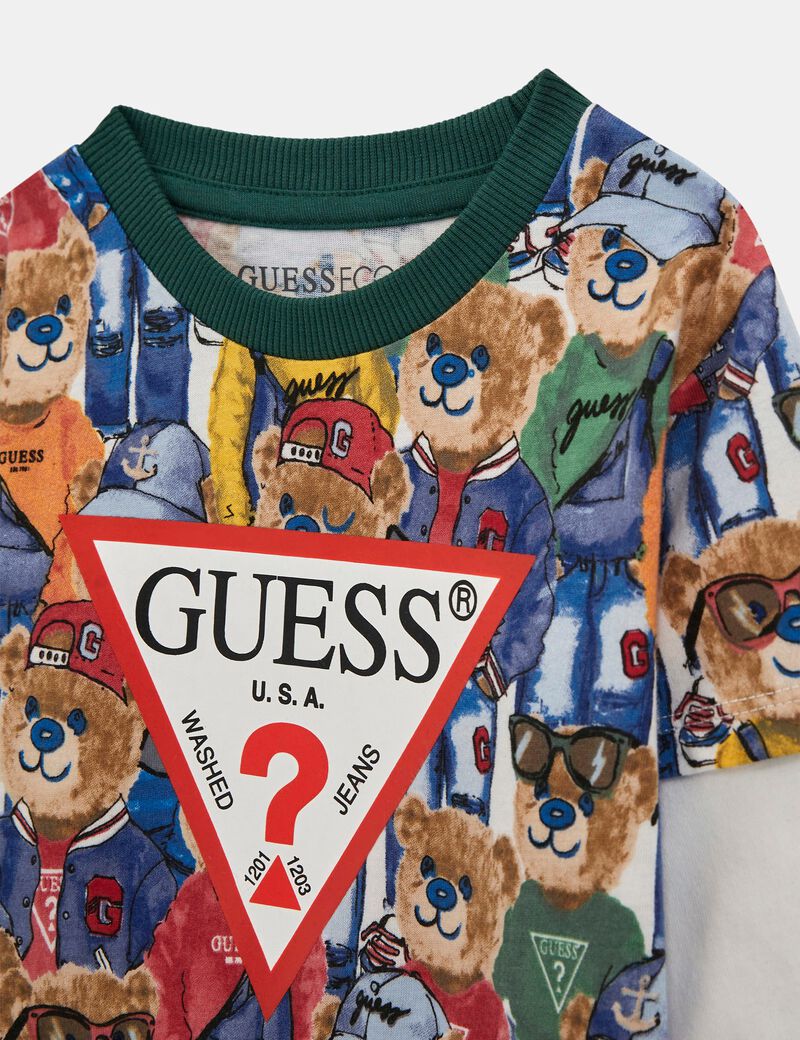 T-shirt and pants set