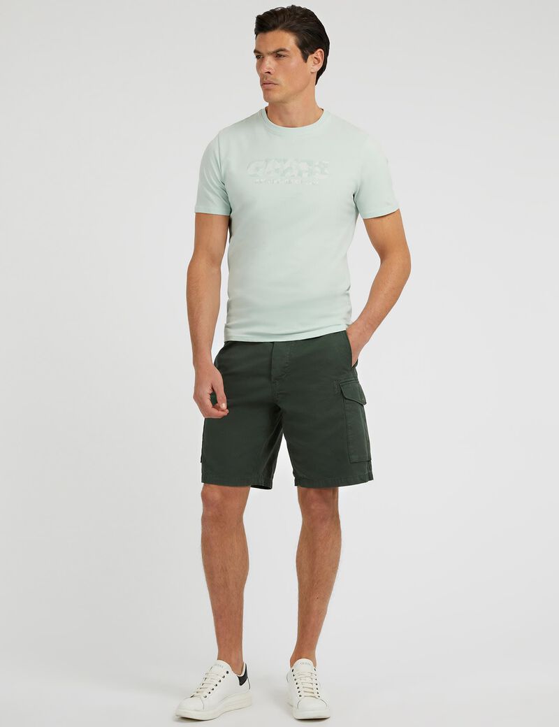 Cargo pockets shorts