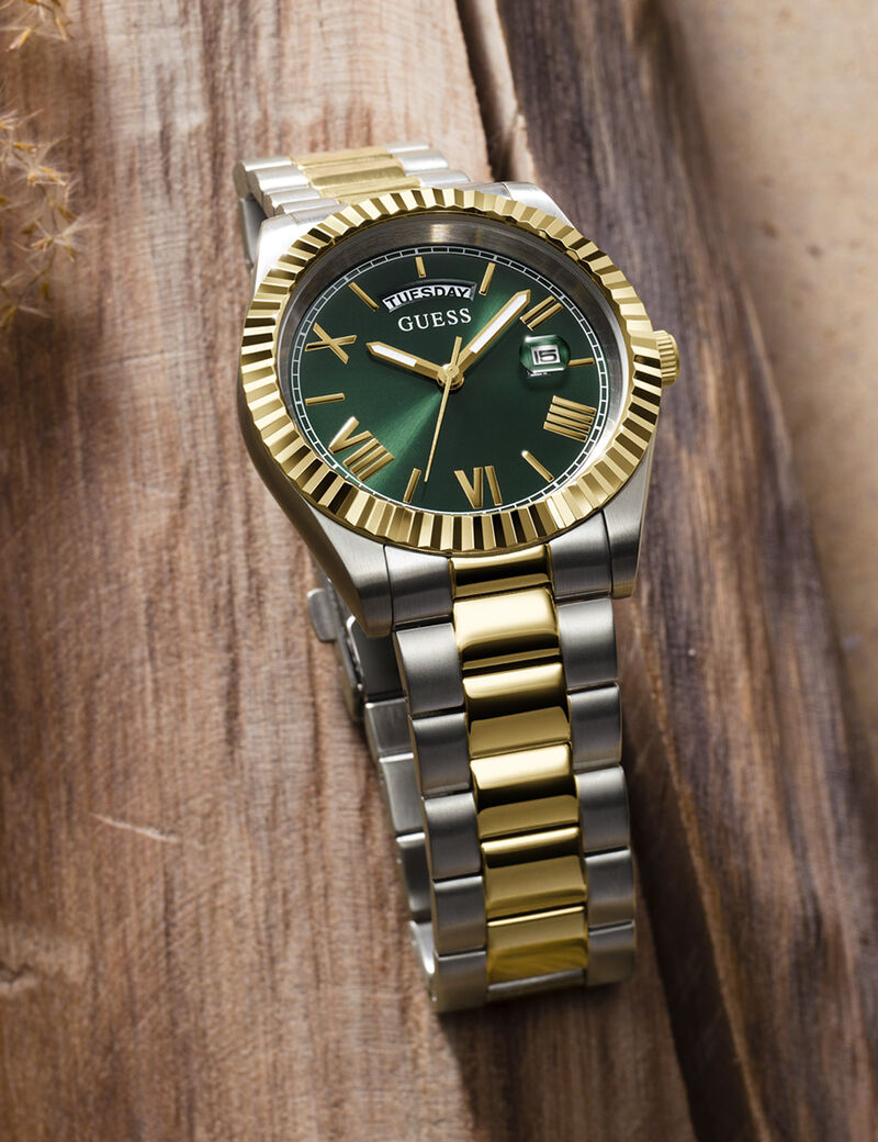 Connoisseur Analog Watch