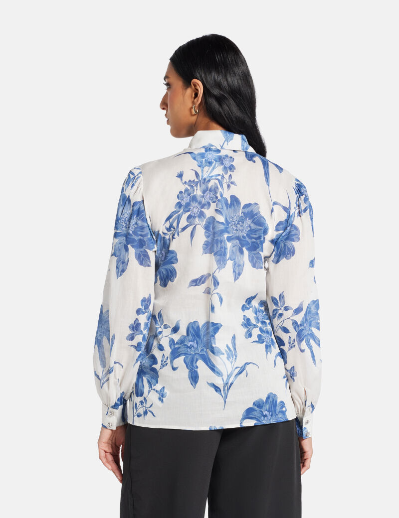 Clara button up top
