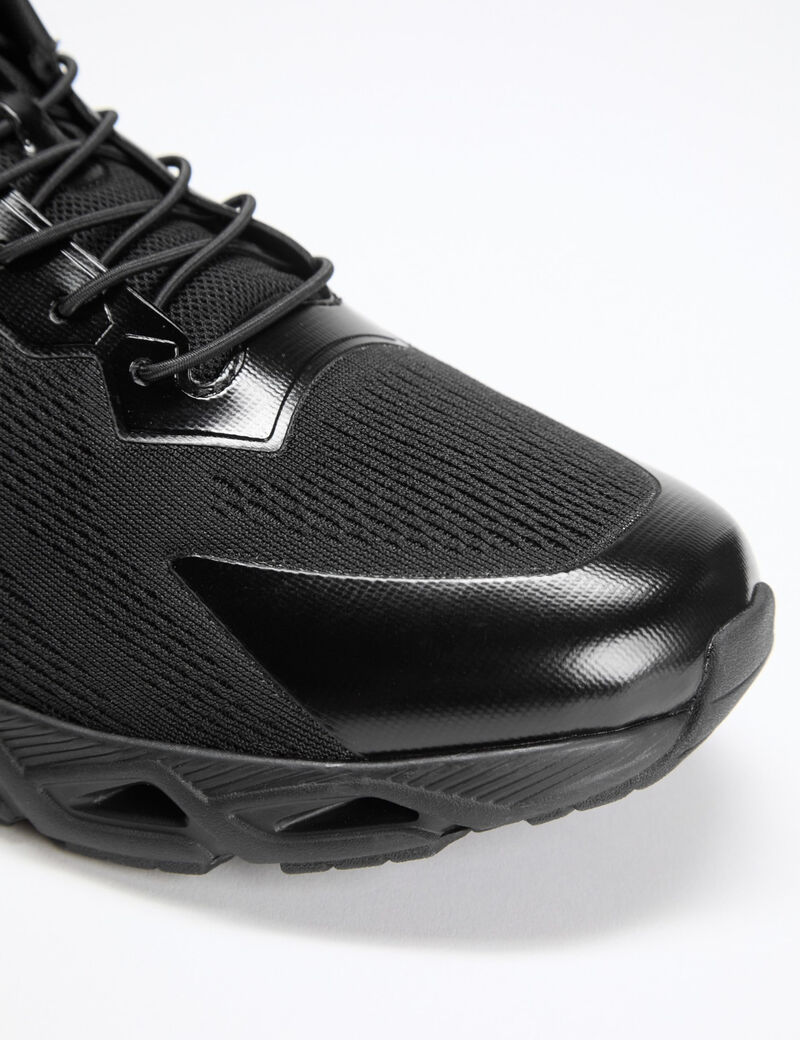 guess ease logo running shoes