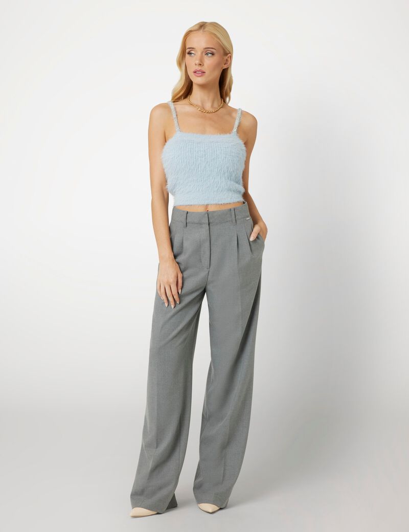 Fuzzy yarn top