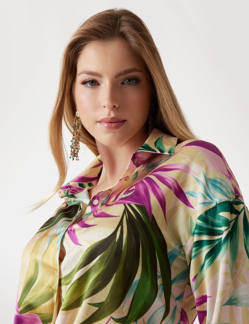 قميص ساتان قصير