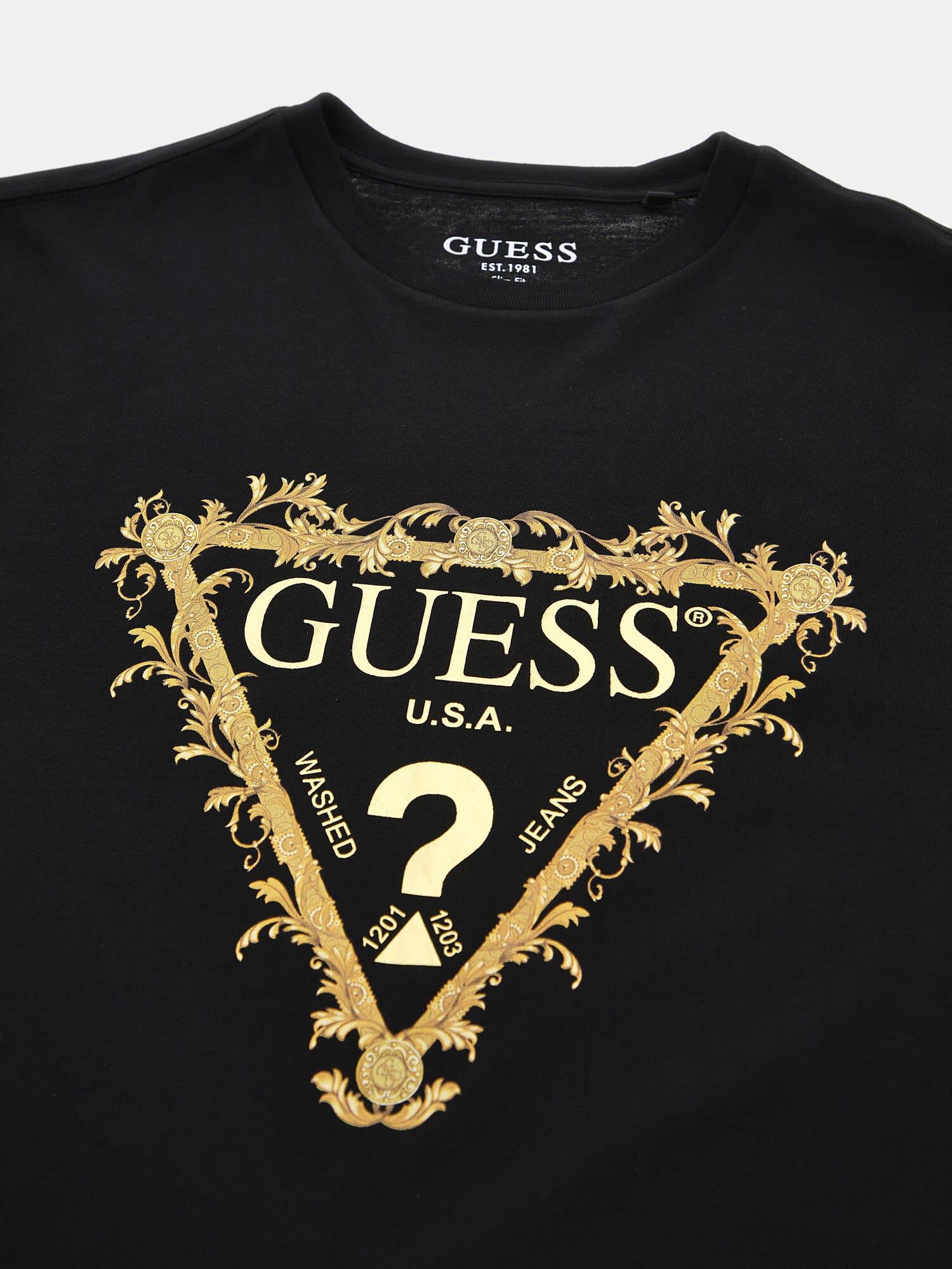 Guess gold logo t shirt outlet