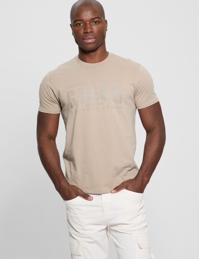 Front logo T-shirt