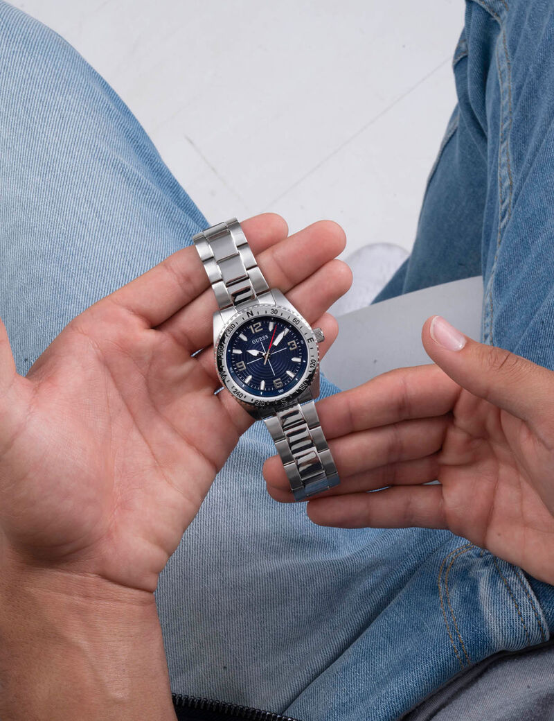 Classic Analogue Watch