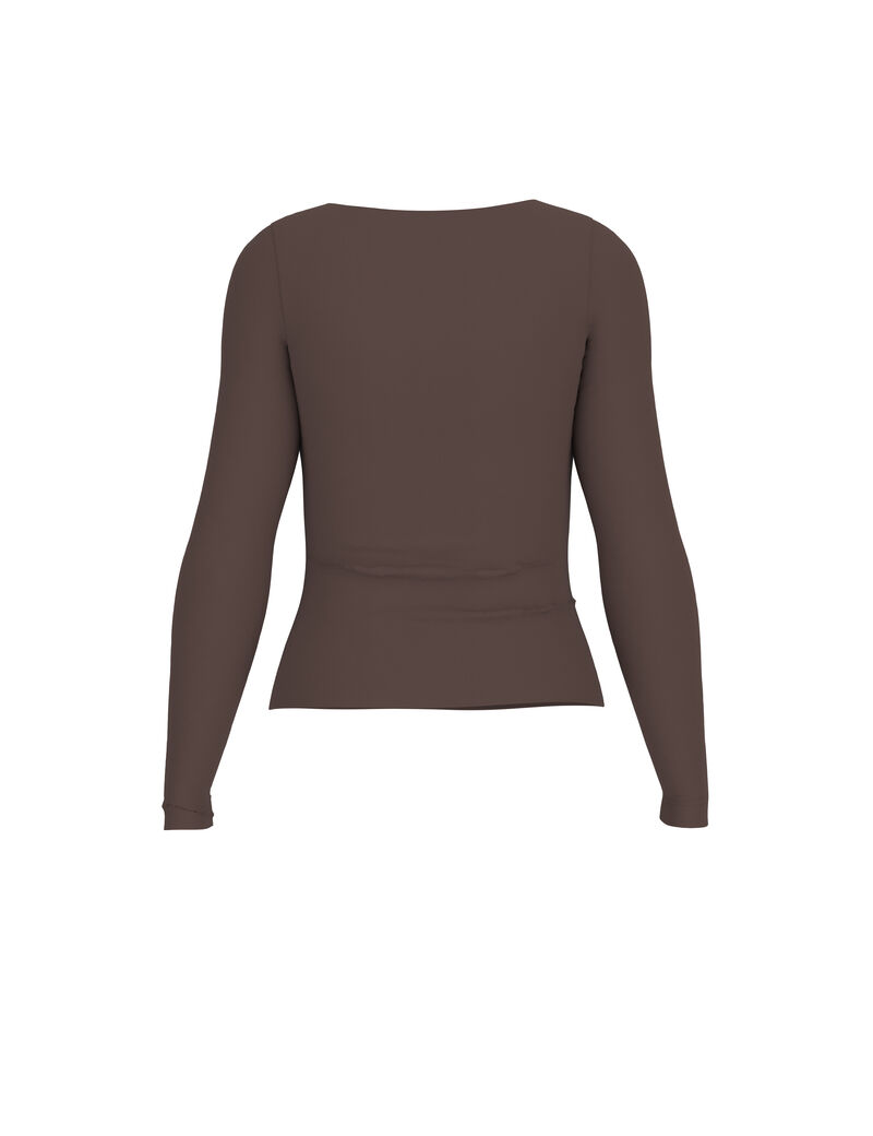 Cut-out stretch top