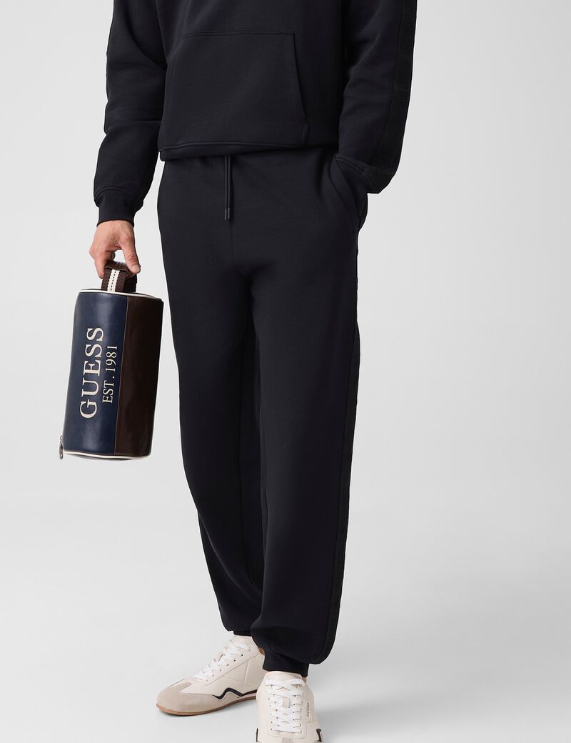 Side logo joggers