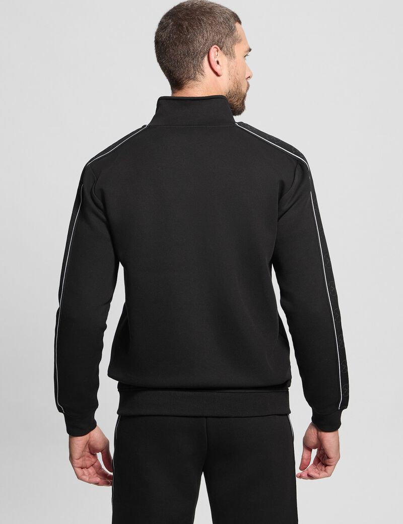 سويت شيرت بشعار جانبي