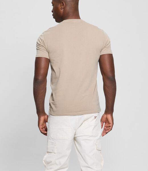 Front logo T-shirt
