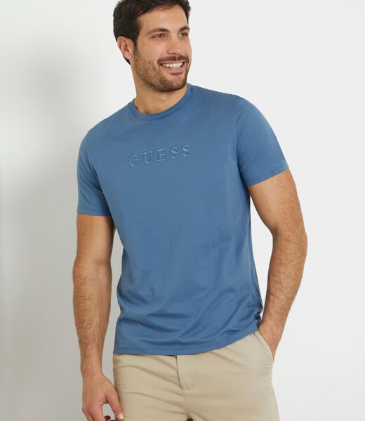 تيشيرت مطرز بالشعار