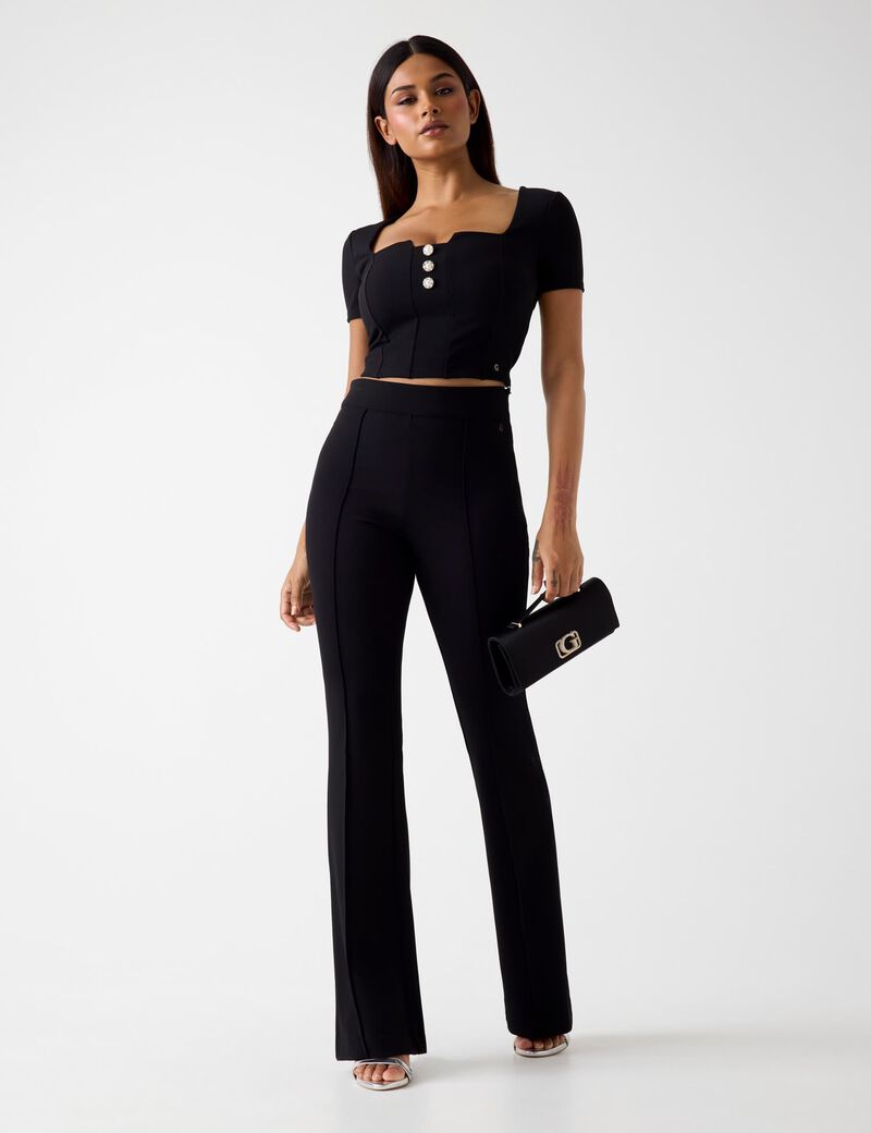 بنطال واسع بخصر مرتفع