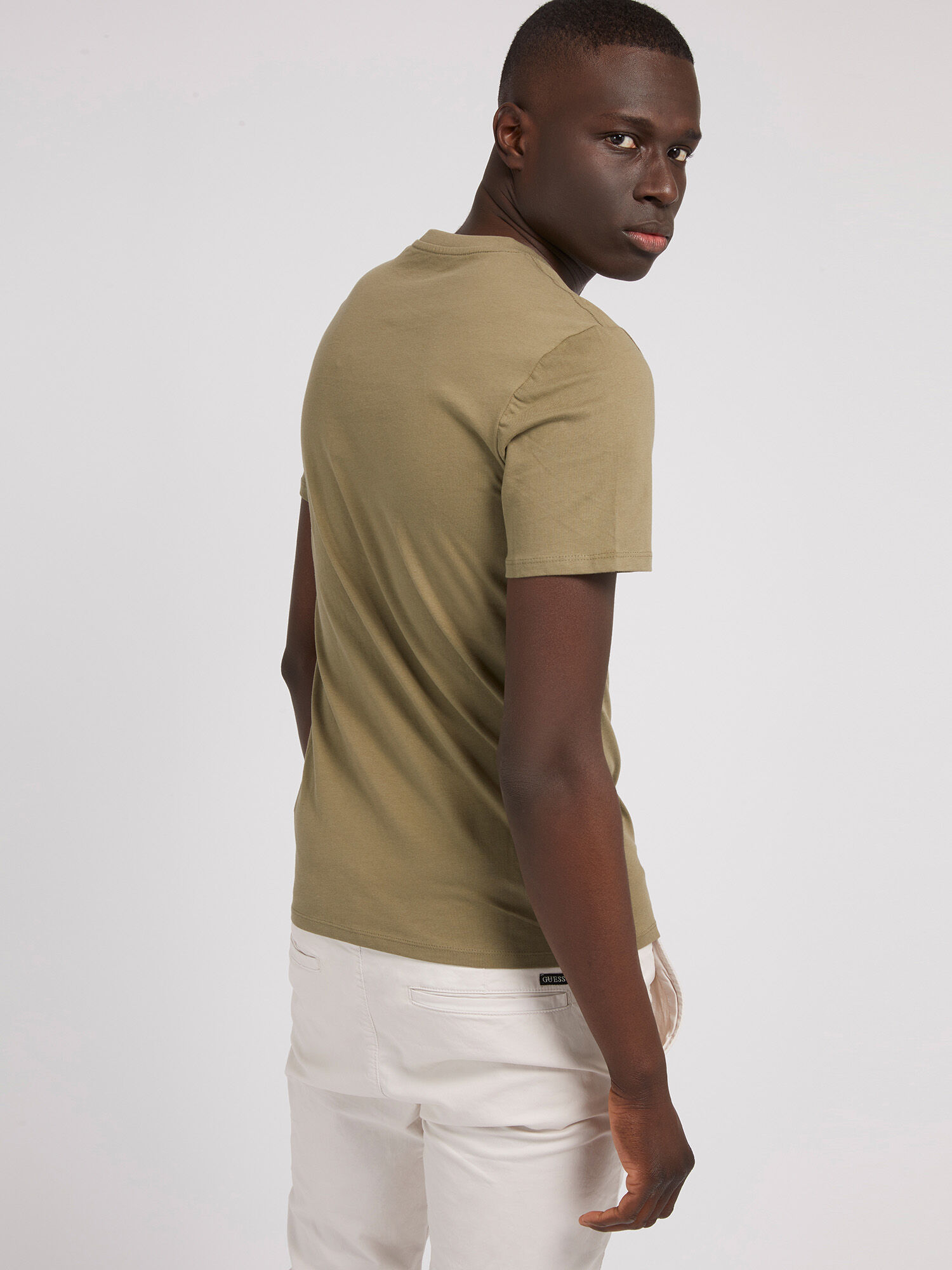 Guess men's v neck t shirts deals