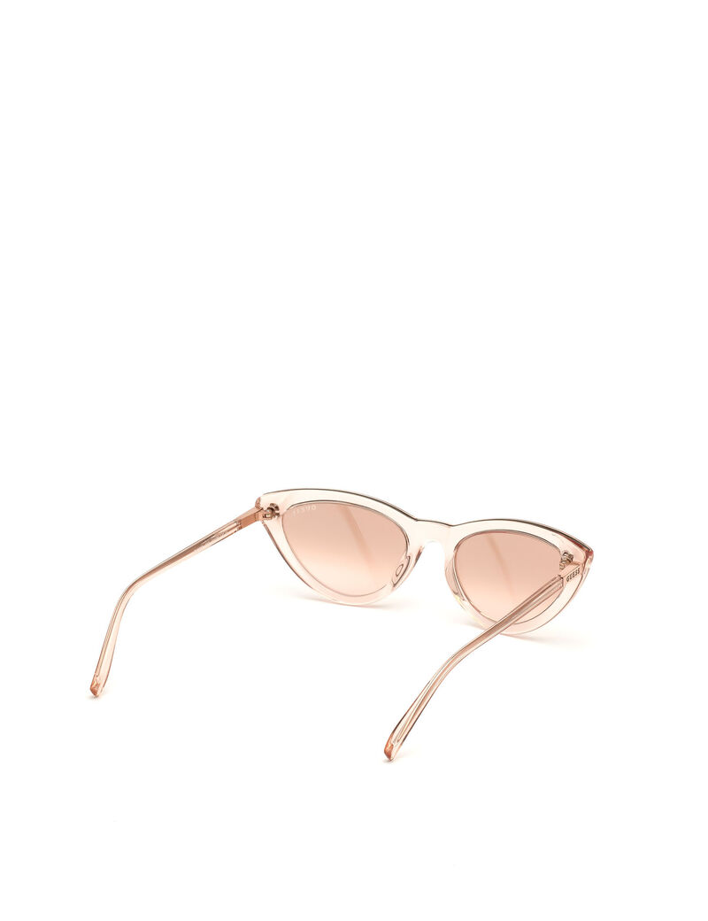 نظارة شمسية بتصميم عين القطة