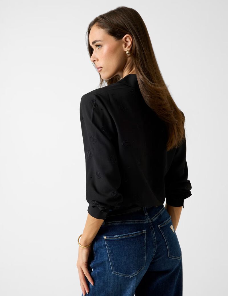 4G logo shirt