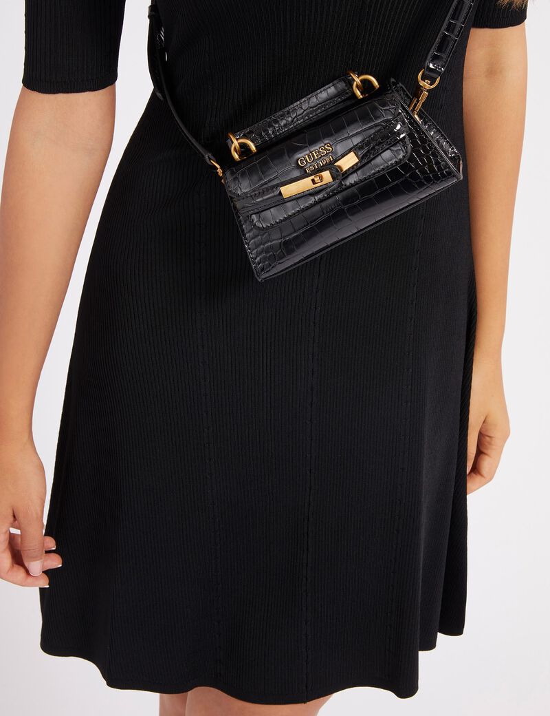 شنطة ساتشيل صغيرة