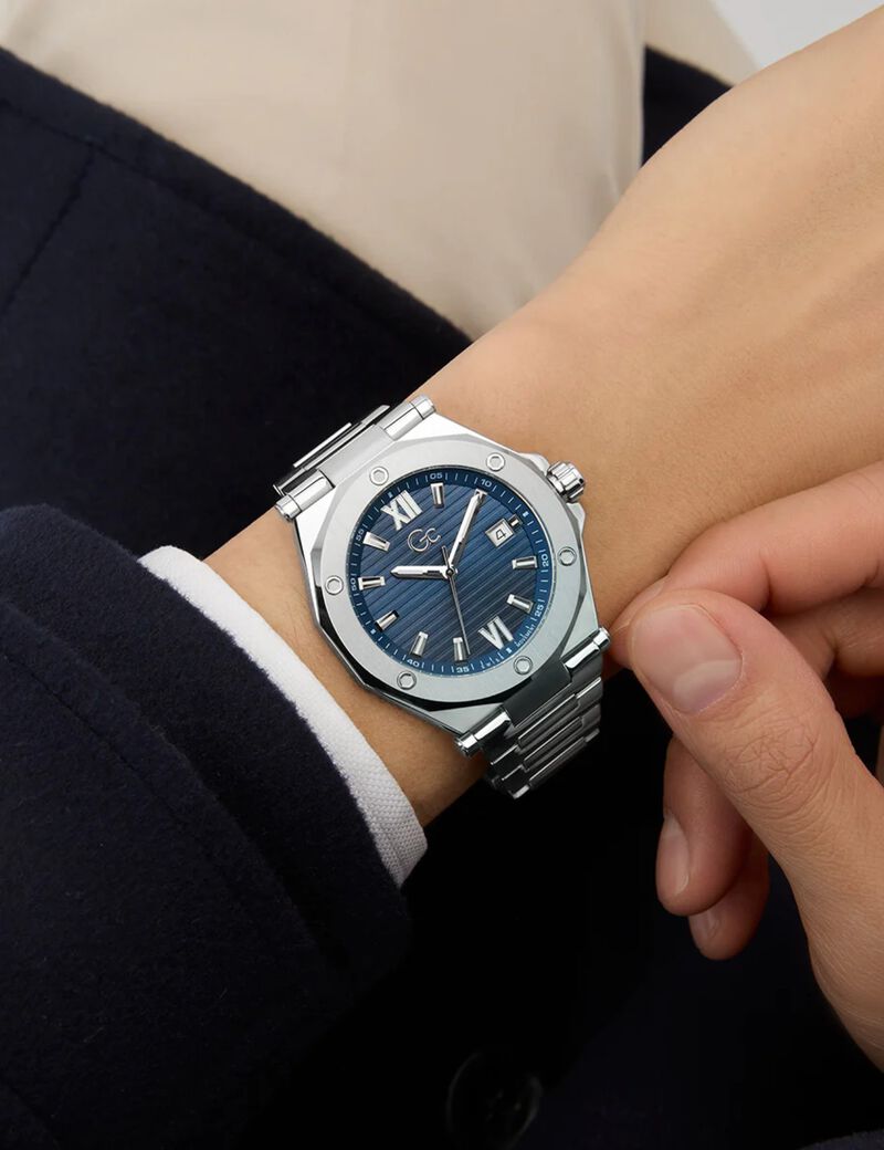 Gc Legacy sleek metal watch