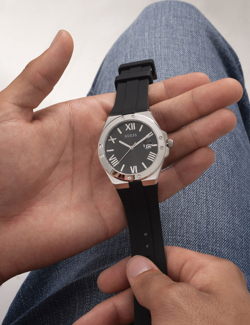 Sleek Analog Watch