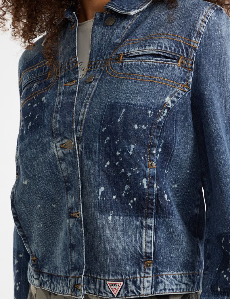 جاكيت جينز بمقاس عادي