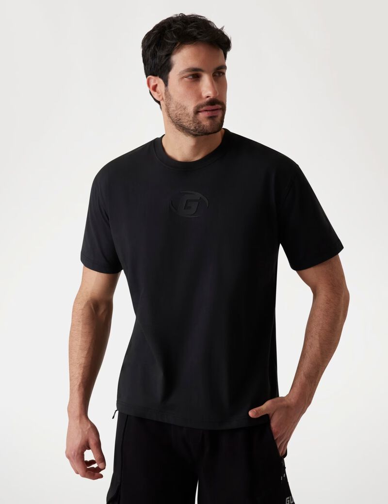 تي شيرت بشعار G الأمامي