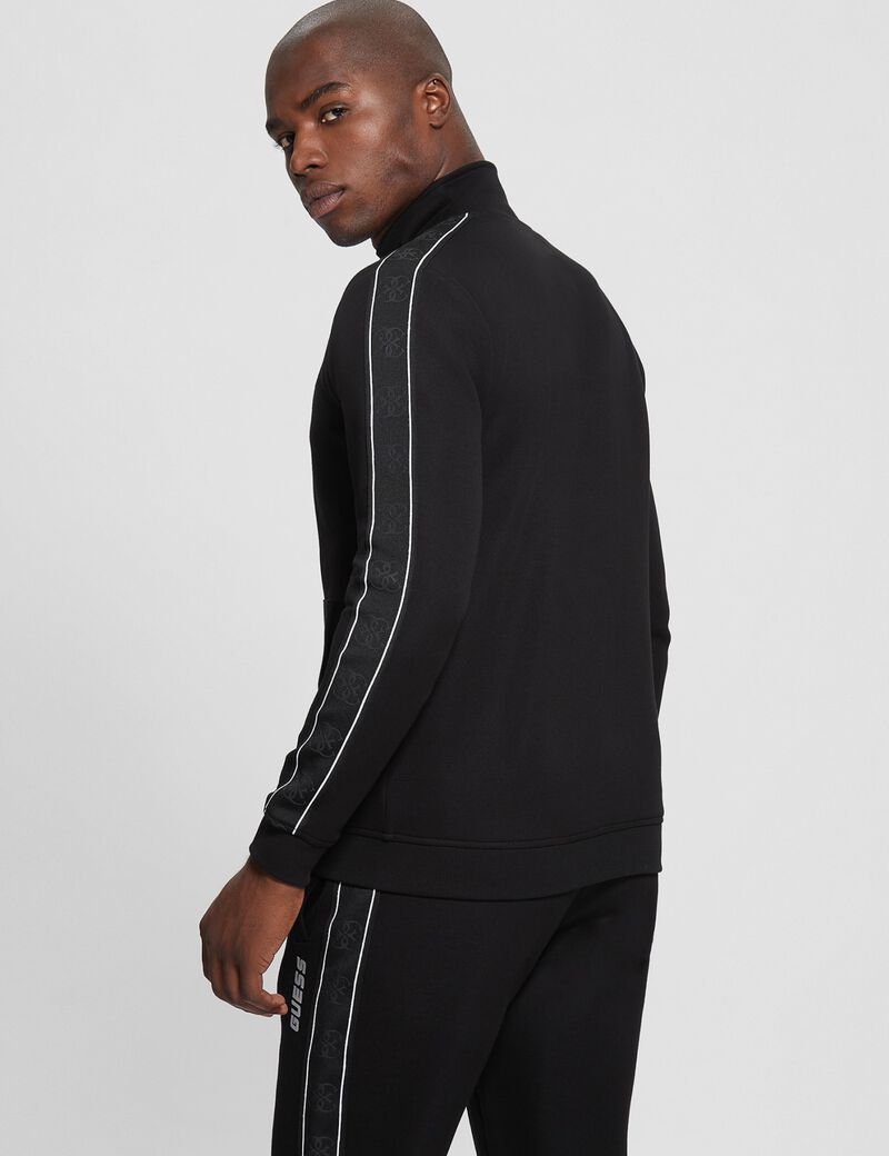 سويت شيرت بشعار جانبي