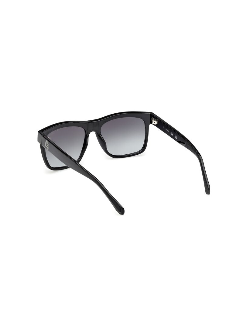 Square full rim sunglasses