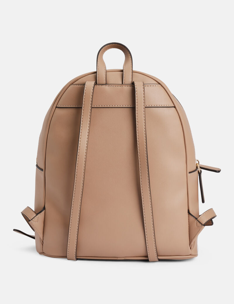 guess khai backpack