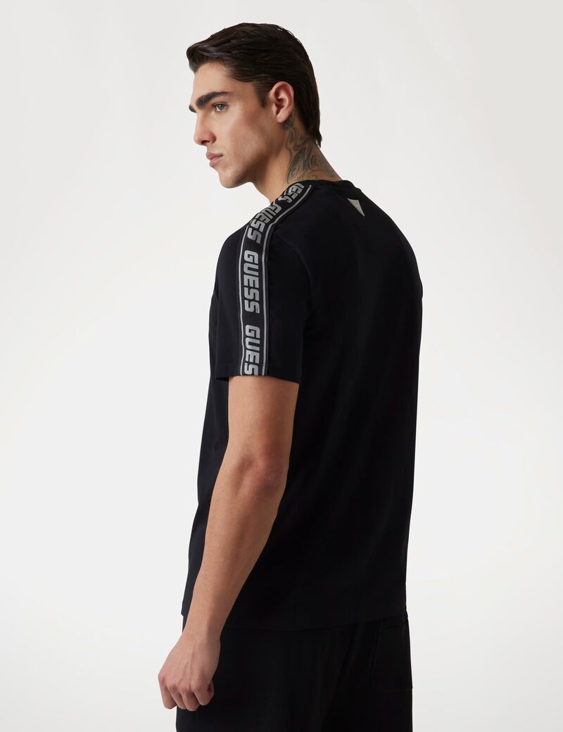 Front logo stretch t-shirt