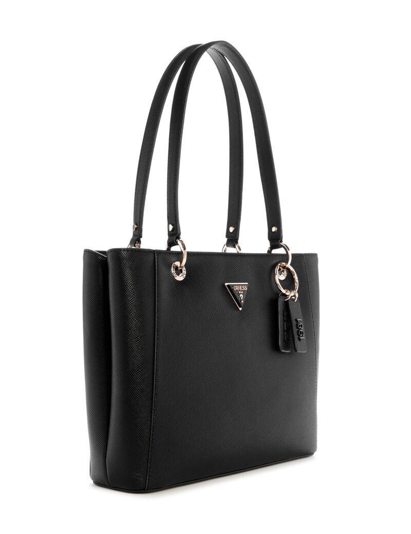 حقيبة نويل سافيانو