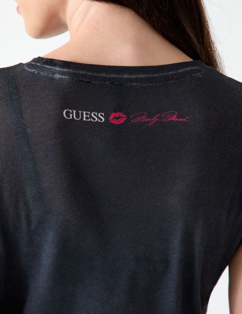 guess printed marilyn t shirt