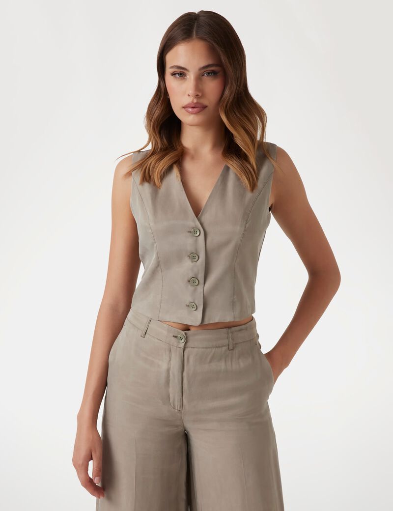 سترة من قماش قطني مائل