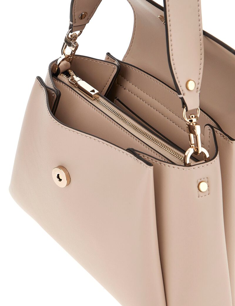Sora Girlfriend Flap Shoulder Bag