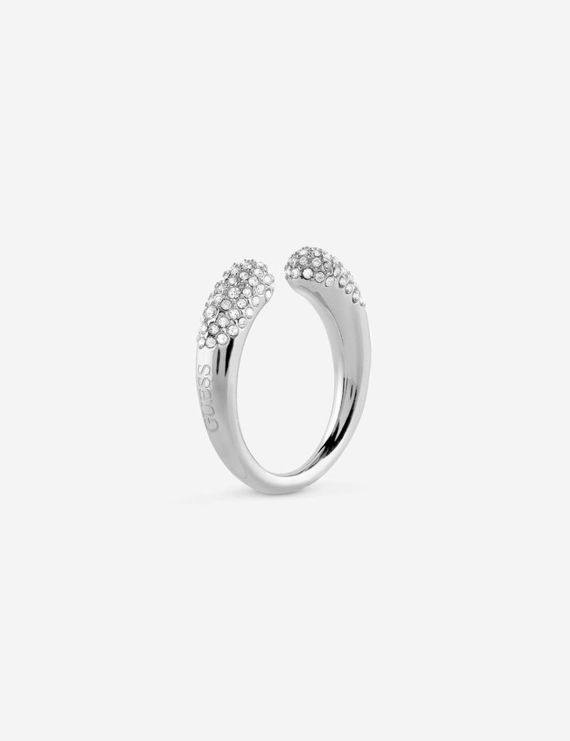 Pave' contrarie' ring