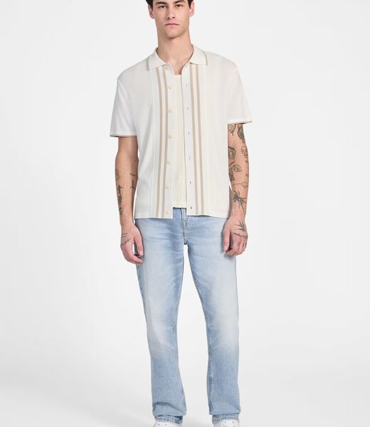 سترة بولو بأزرار أمامية