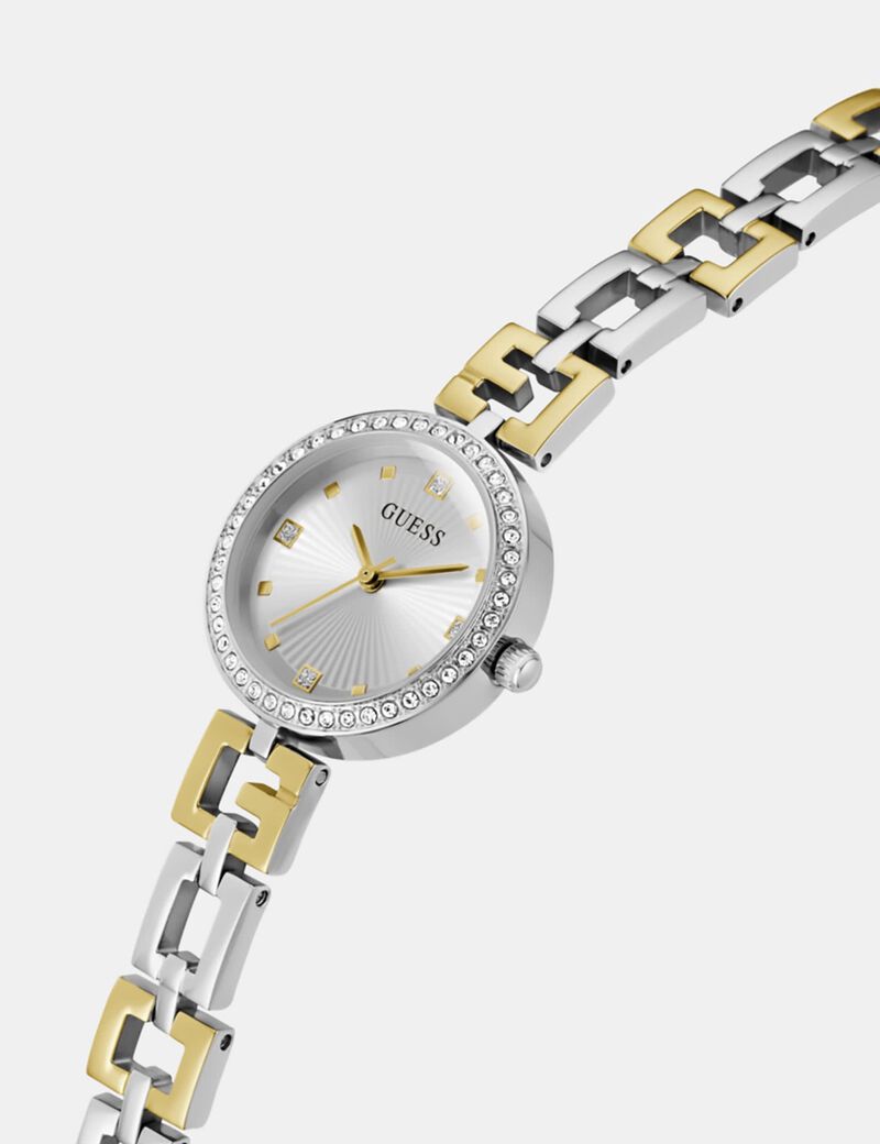 Analogue watch with chain detail