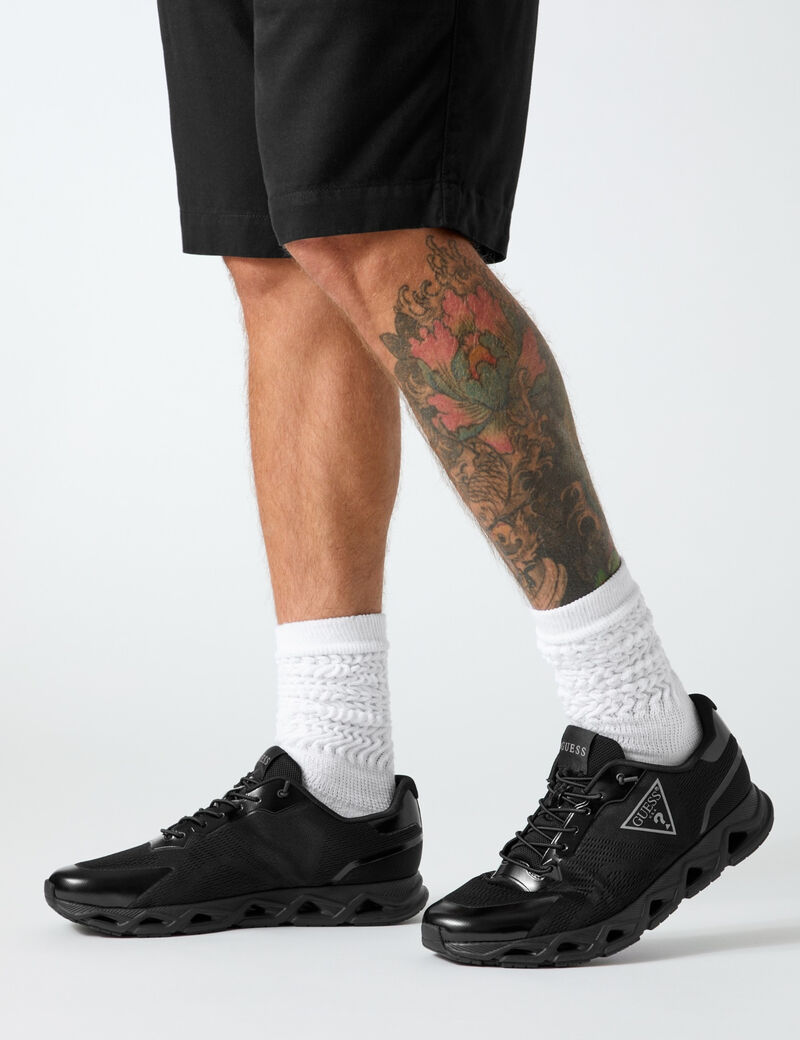 guess ease logo running shoes