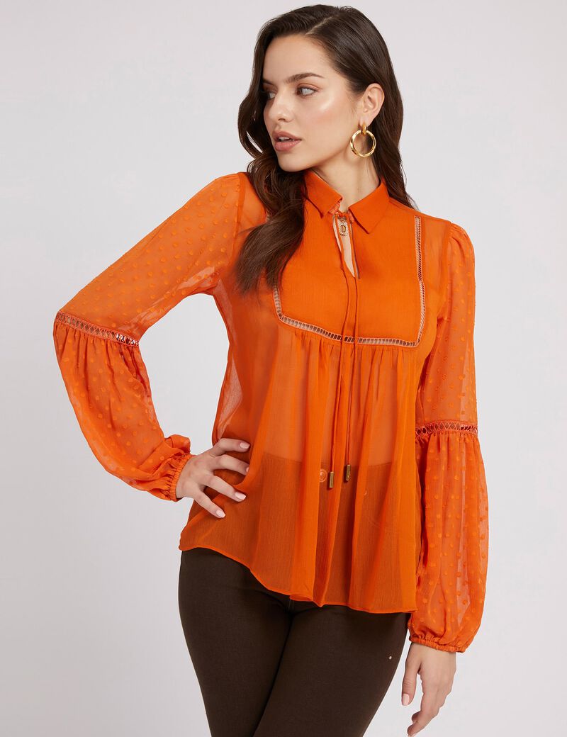 بلوزة من الشيفون