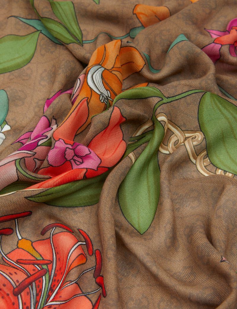 4G Logo Floral Kefiah